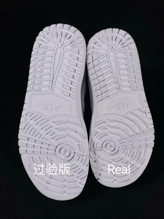 Nike Sneakers Air Jordan 1 Low product detail image 36