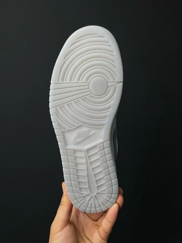 Nike Sneakers Air Jordan 1 Low product detail image 73