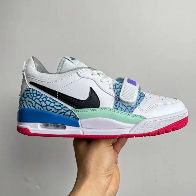 Nike Sneakers Air Jordan Legacy 312 Low product detail image 4