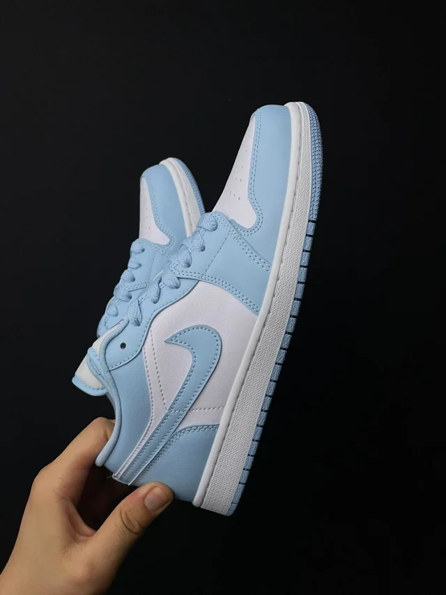 Nike Sneakers Air Jordan 1 Low product detail image 47
