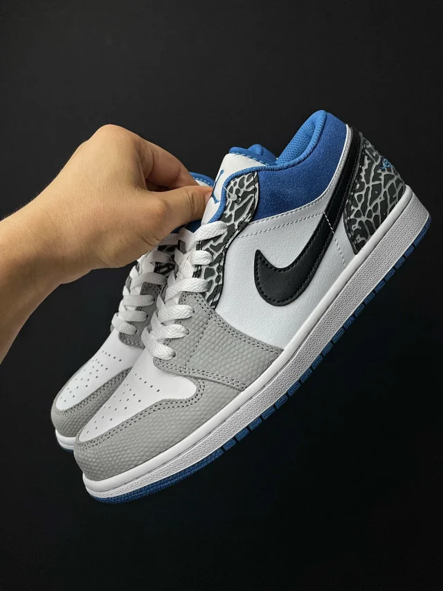 Nike Sneakers Air Jordan 1 Low product detail image 60