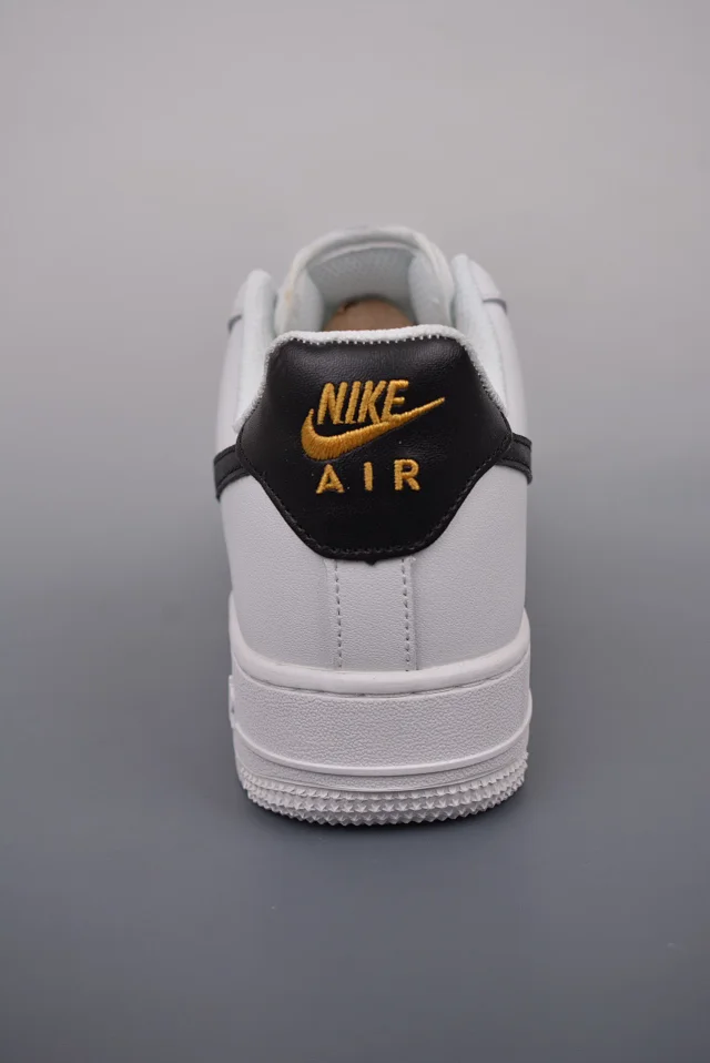 Nike Sneakers Air Force 1 Low Graphic product detail image 23