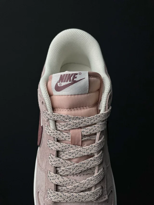 Nike Sneakers Dunk Low product detail image 49