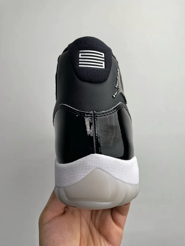 Jordan Sneakers Air 11 product detail image 15