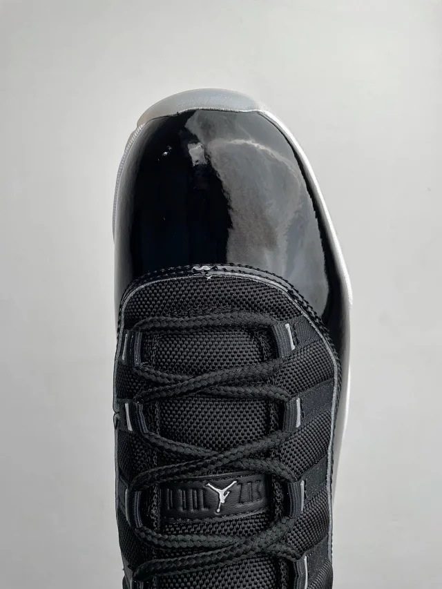 Jordan Sneakers Air 11 product detail image 16