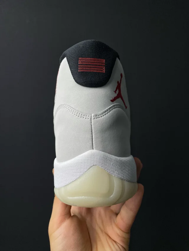Jordan Sneakers Air 11 product detail image 43