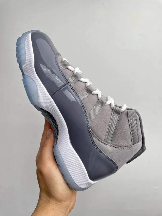 Jordan Sneakers Air 11 product detail image 9
