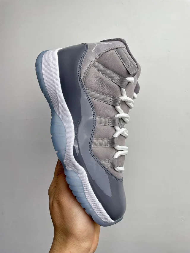 Jordan Sneakers Air 11 product detail image 2