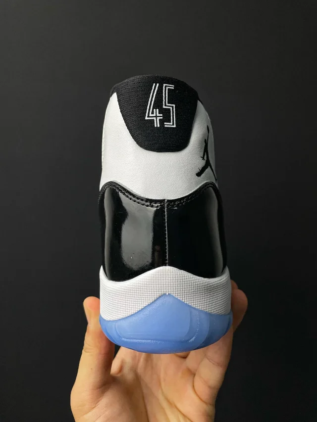 Jordan Sneakers Air 11 product detail image 34
