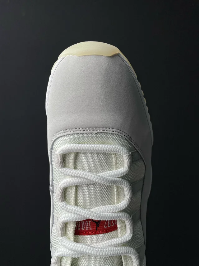 Jordan Sneakers Air 11 product detail image 44