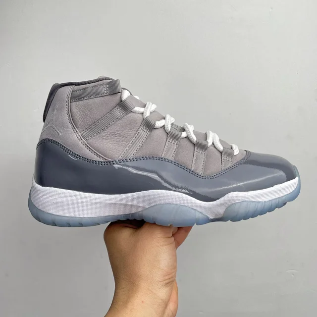 Jordan Sneakers Air 11 product detail image 1