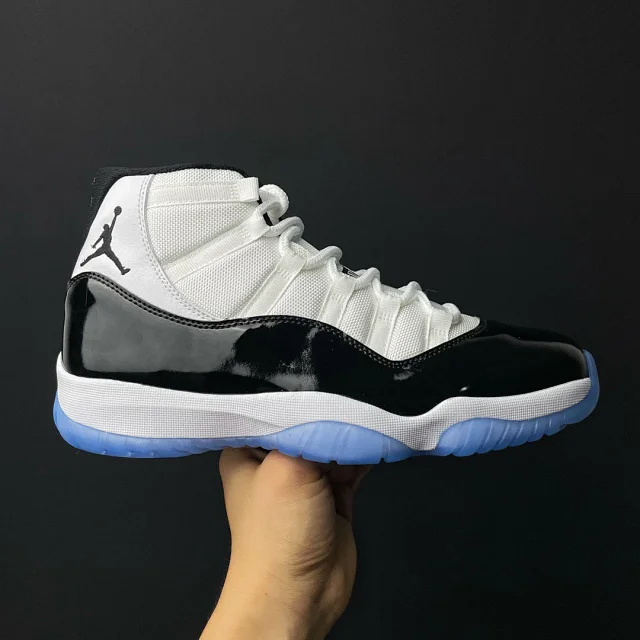Jordan Sneakers Air 11 product detail image 28