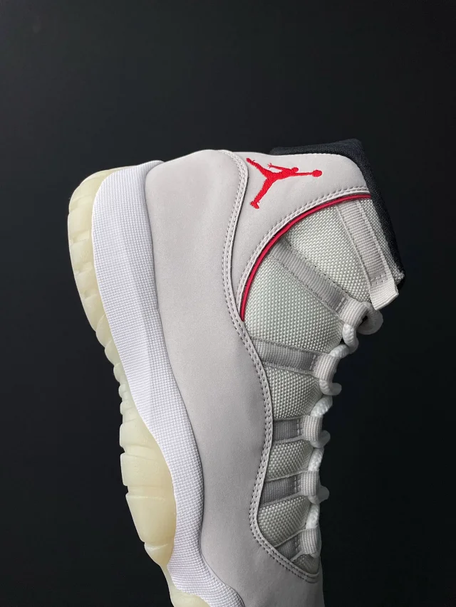 Jordan Sneakers Air 11 product detail image 40