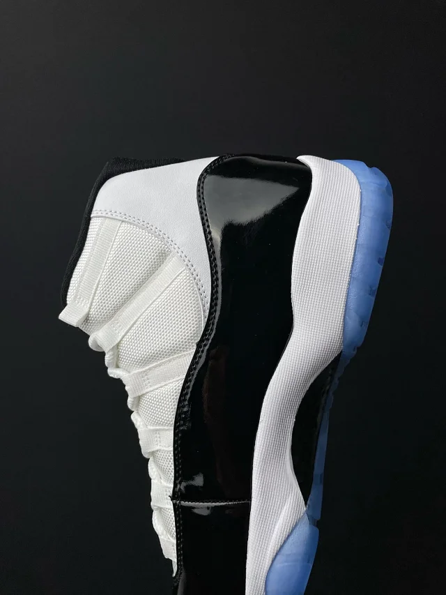 Jordan Sneakers Air 11 product detail image 33