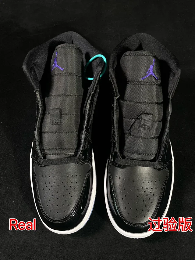 Nike Sneakers Air Jordan 1 Mid product detail image 38