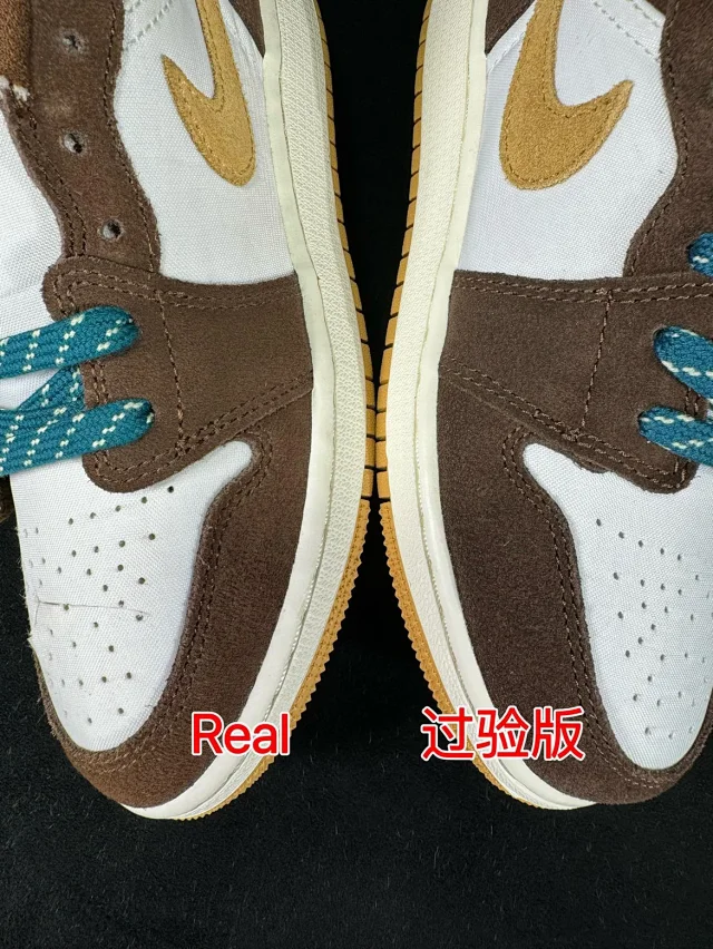 Nike Sneakers Air Jordan 1 Low product detail image 32