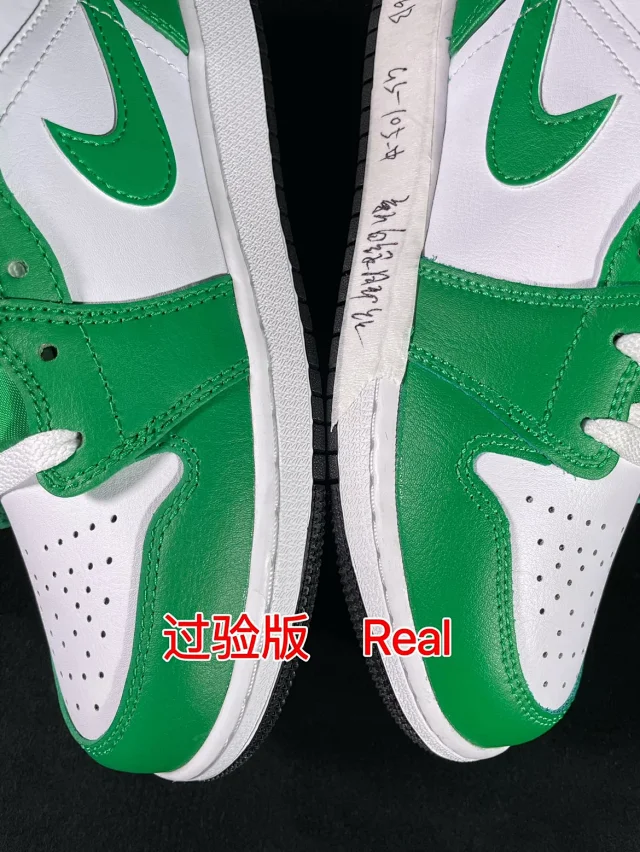 Nike Sneakers Air Jordan 1 Mid product detail image 15