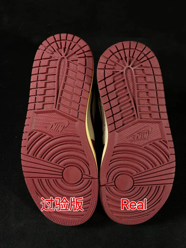 Nike Sneakers Air Jordan 1 Mid product detail image 31