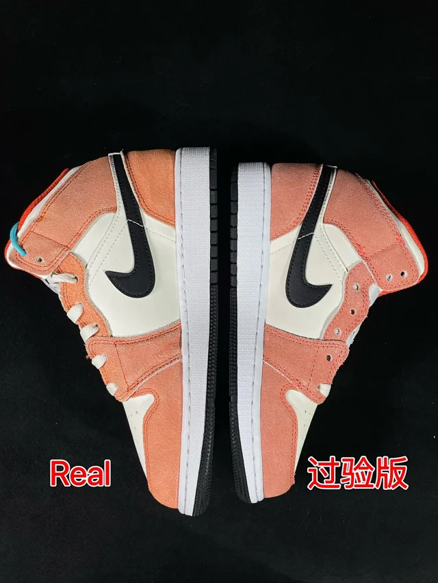 Nike Sneakers Air Jordan 1 Mid product detail image 21