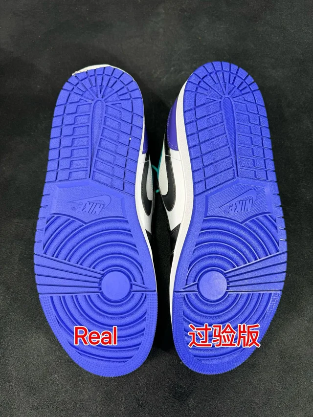 Nike Sneakers Air Jordan 1 Low product detail image 39