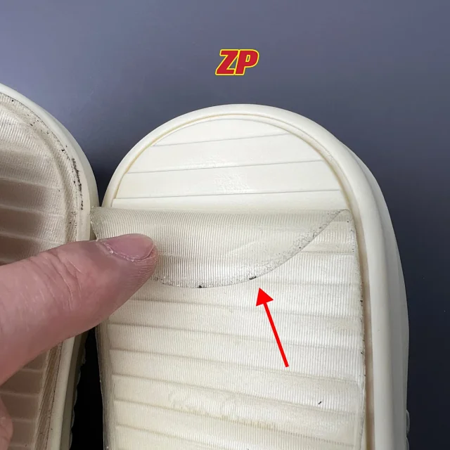 Rick Owens Sneakers Low-top lace-up with contrast side stripe and serrated sole product detail image 40