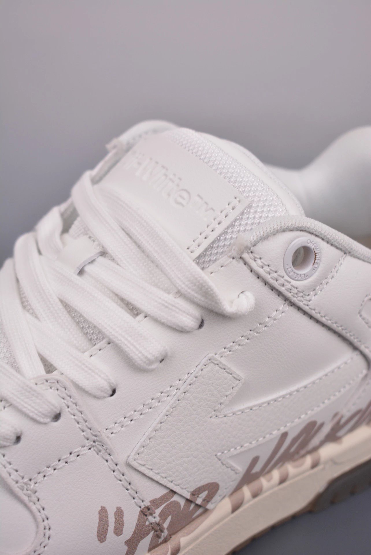 Off-White Arrow Low Blue and White Sneakers - 45