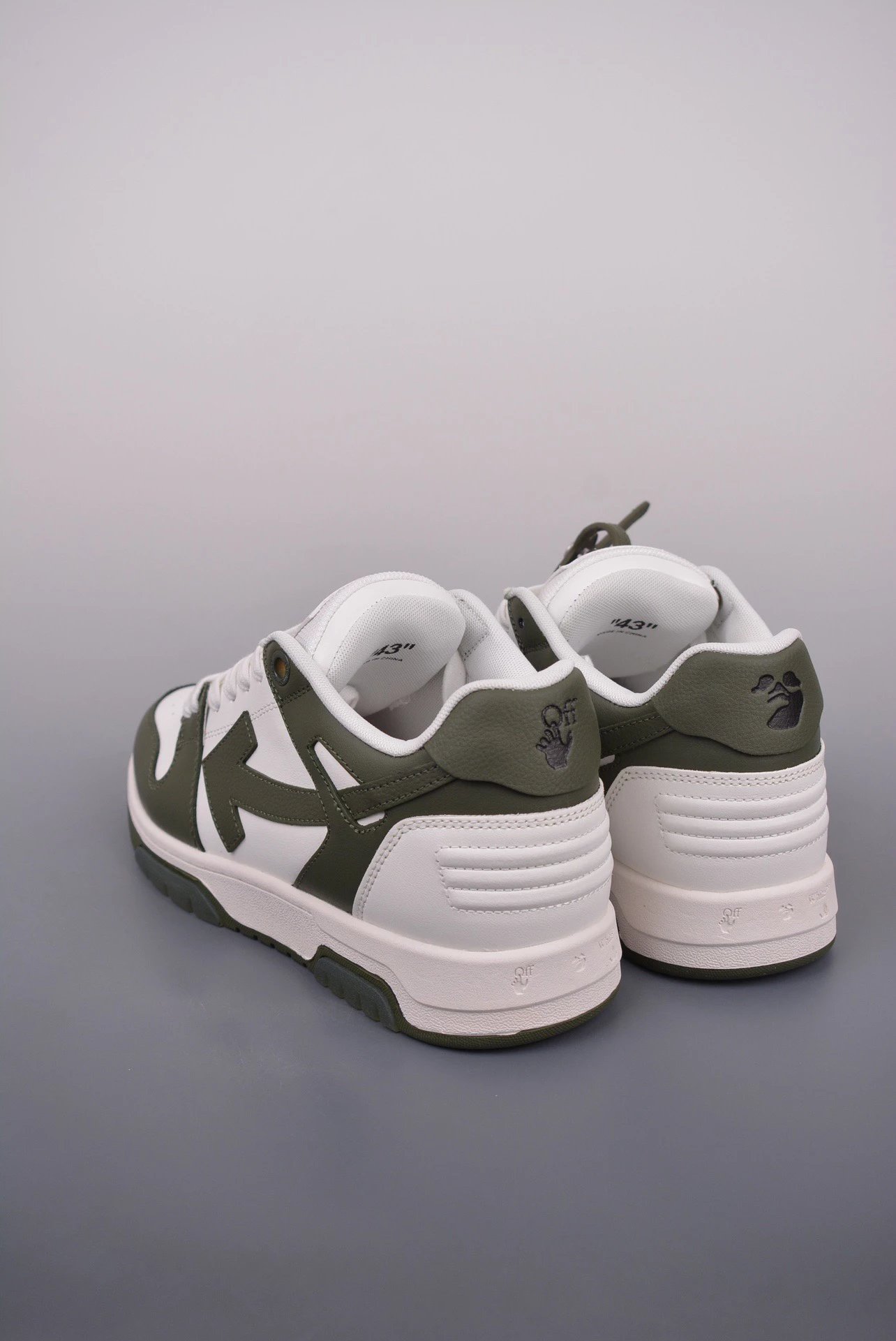 Off-White Arrow Low Blue and White Sneakers - 59