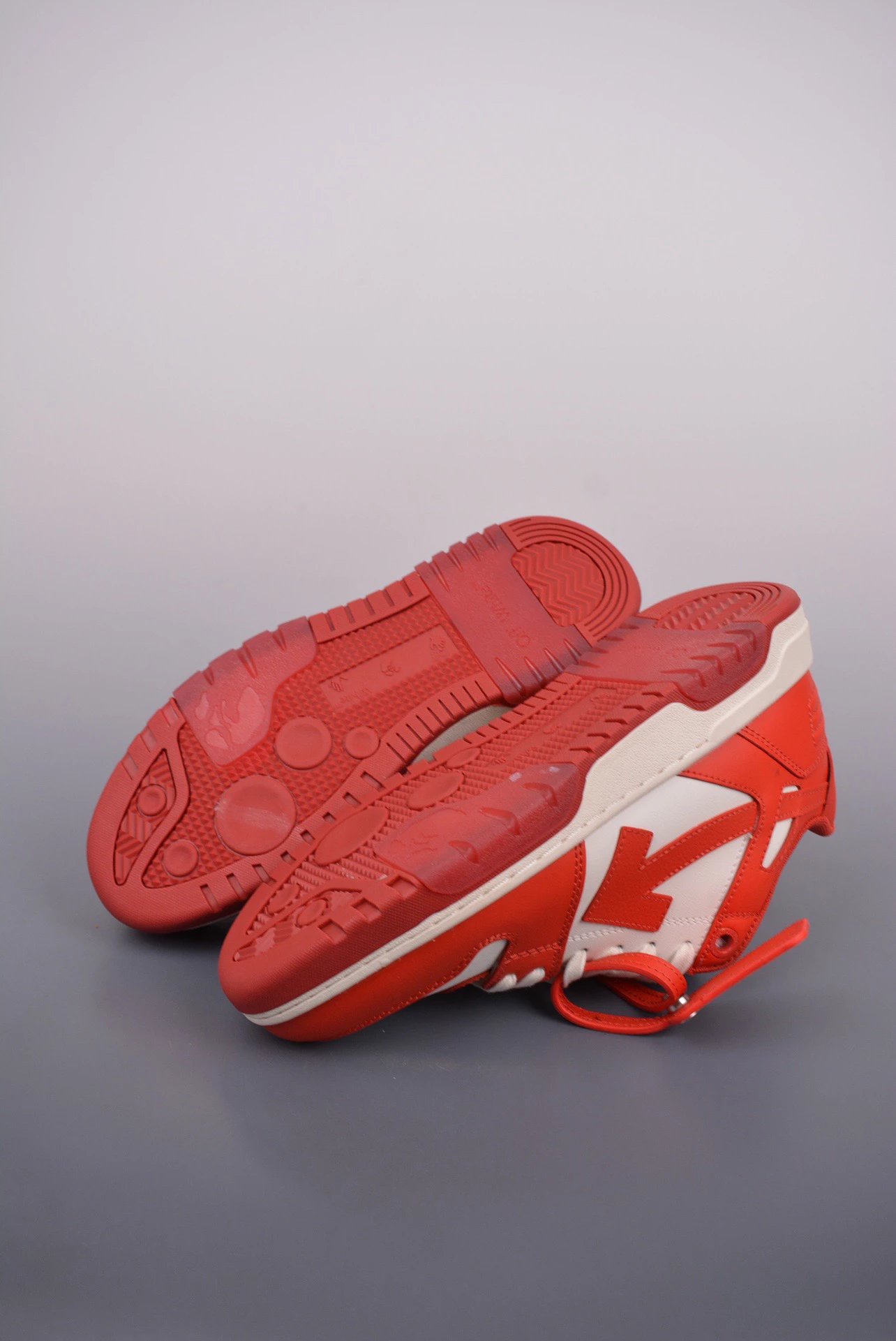 Off-White Arrow Low Blue and White Sneakers - 6