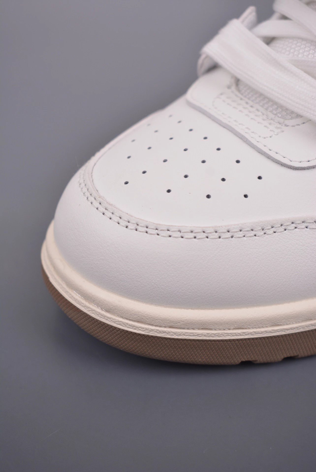 Off-White Arrow Low Blue and White Sneakers - 44