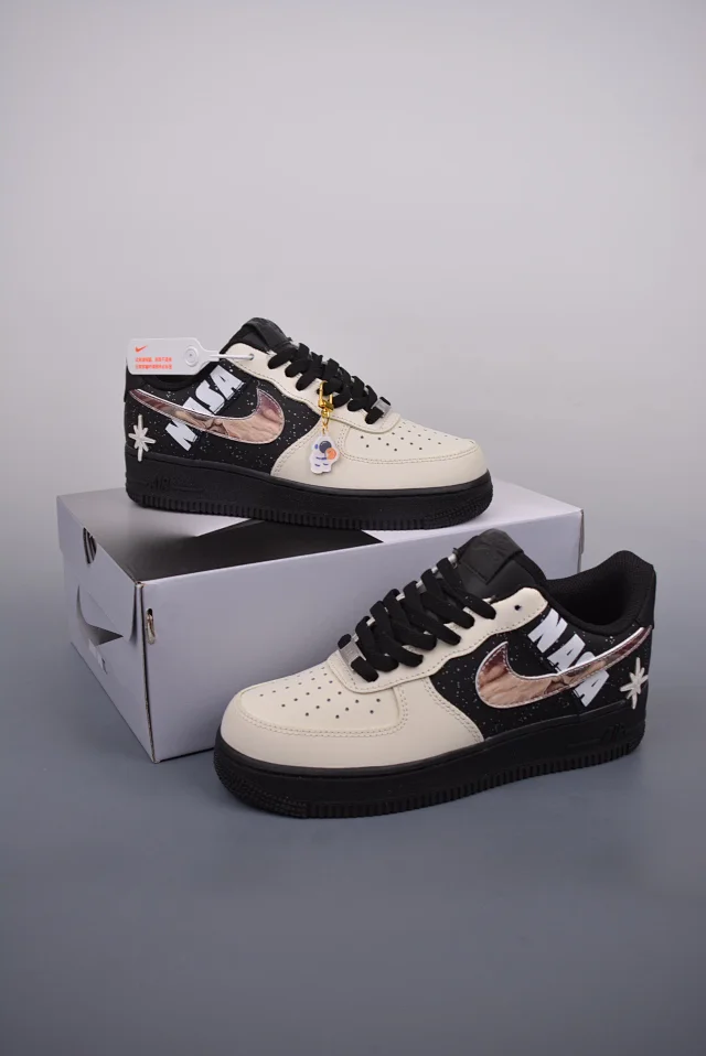 Nike Sneakers Air Force 1 Low-Top product detail image 36