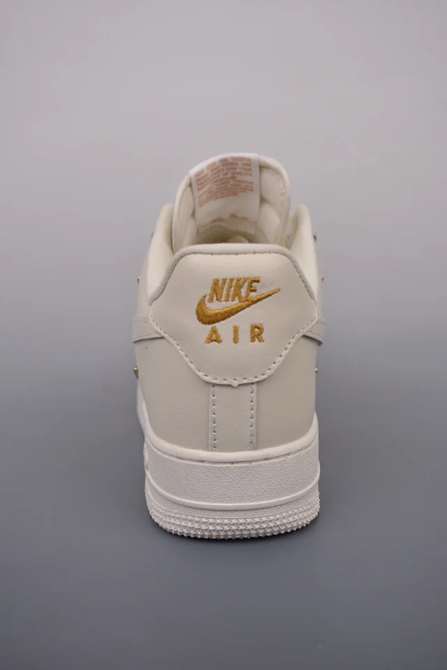 Nike Sneakers Air Force 1 Low Graphic product detail image 53