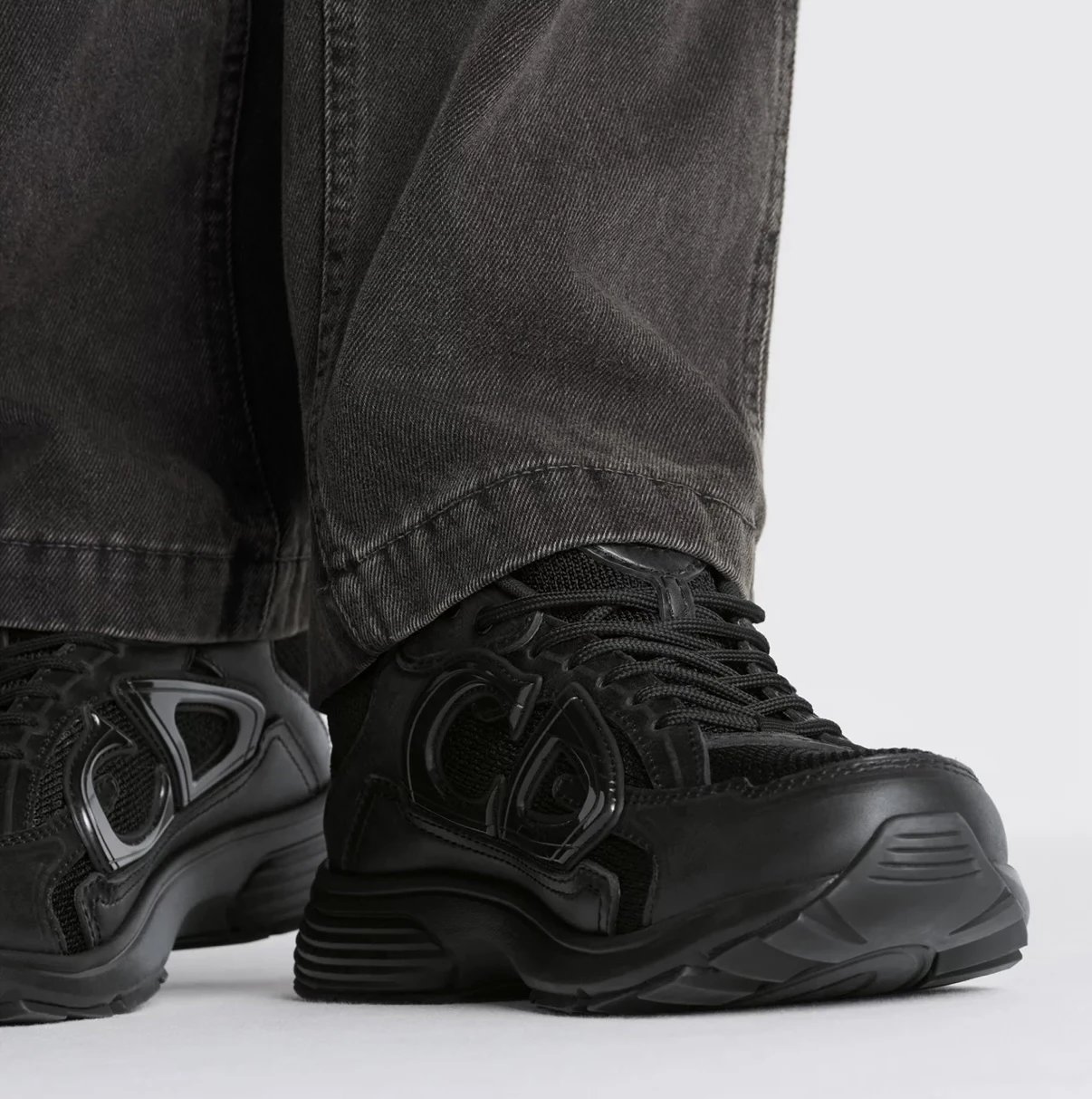 B30 Countdown Sneaker
Black Smooth Calfskin and Black Technical Mesh 2