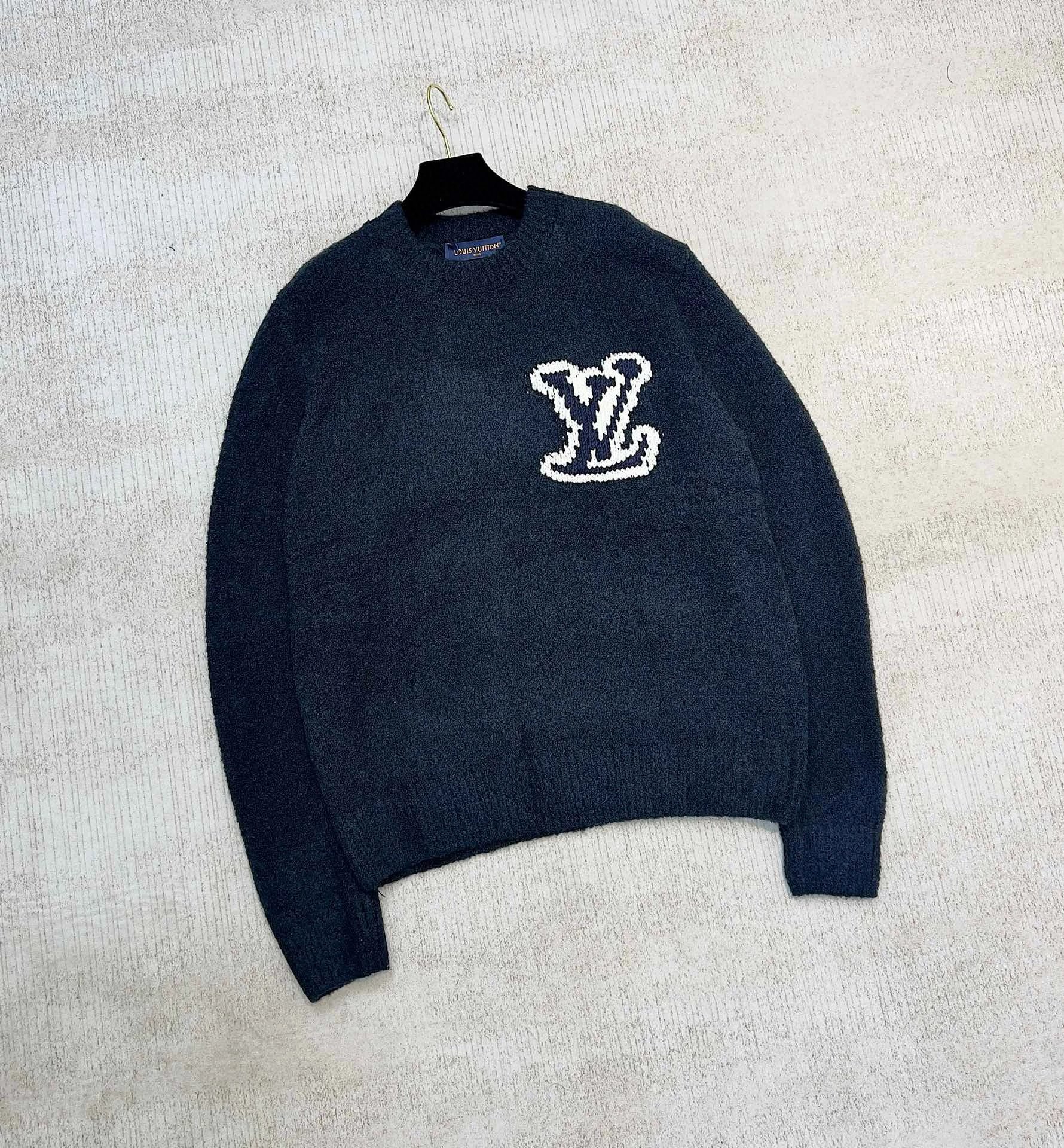 wool knitted sweater 4