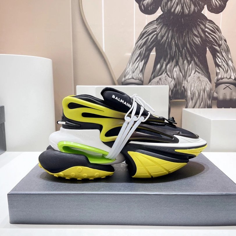 Balmain Très Vivant Neon Yellow Black White Sneakers Chunky Sneakers
