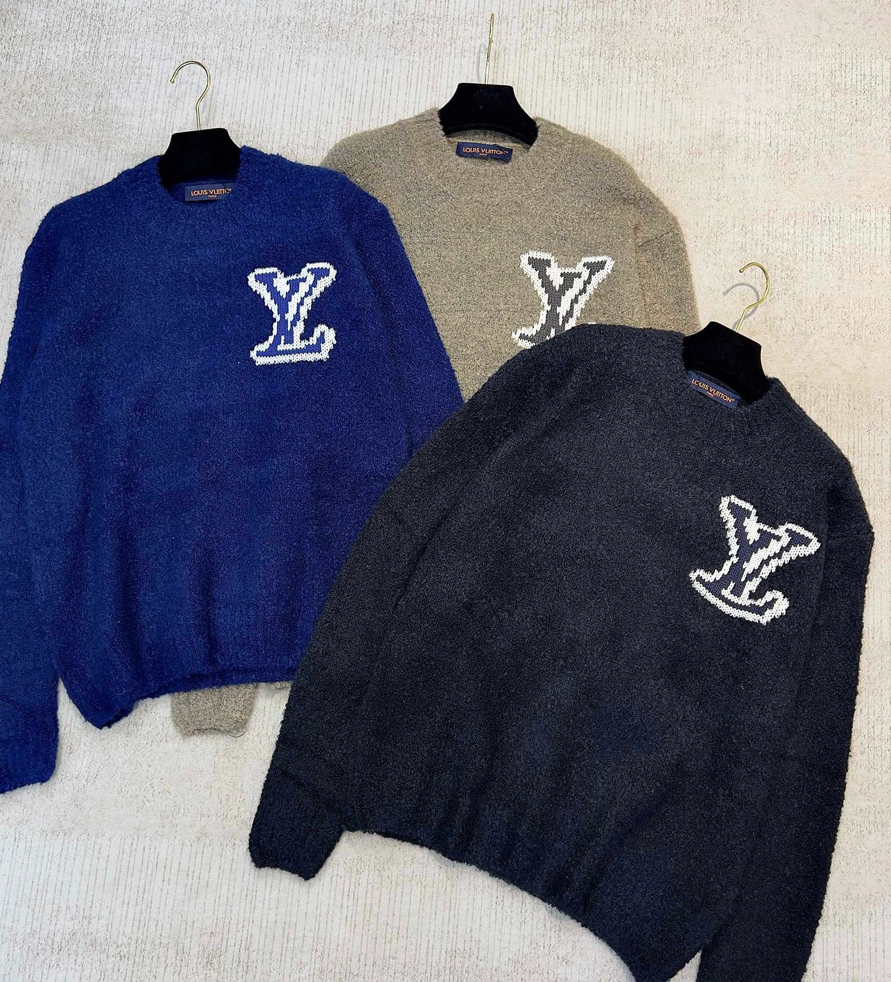 wool knitted sweater 3