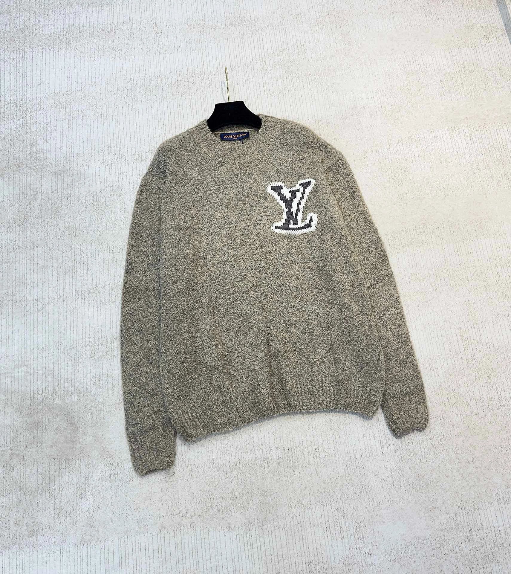 wool knitted sweater 6