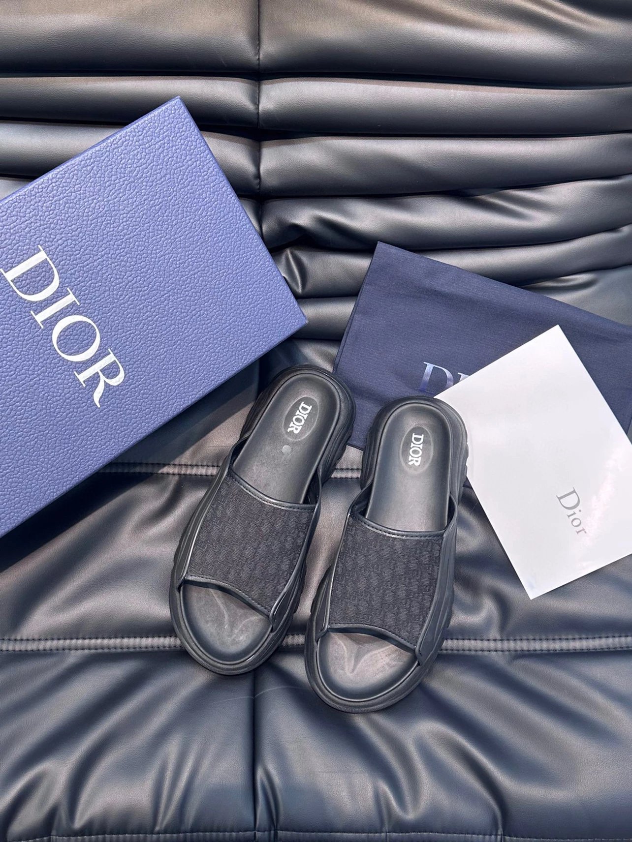 DHTown Oblique Slippers  8