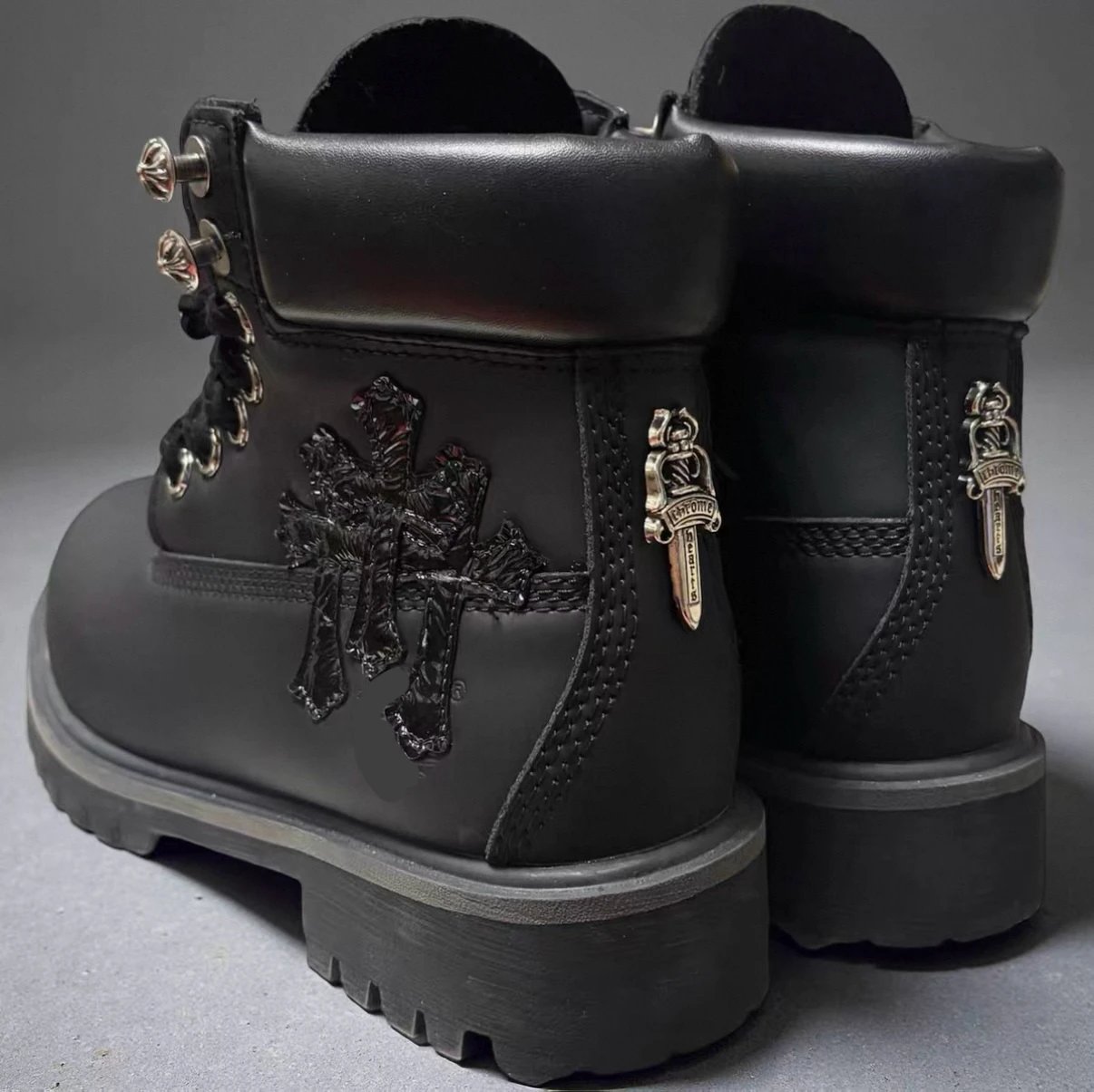 Kroos Heart Tian Bai Lan Remake Cannot Kick Down Yellow Boots Custom Kroos Heart Custom Converse Kroos Heart Custom Yellow Boots Martin Boots Men's and Women's Fashion Boots Tian Bai Lun CH Timberland