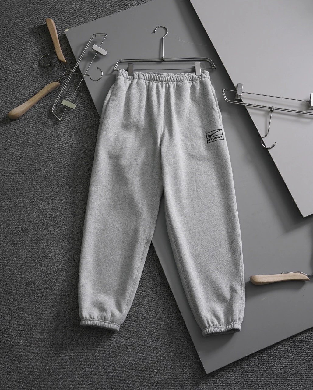Item Thumbnail for Stussy co-branded pants, corset athleisure sweatpants, embroidered logo, Ouyang Nana, the same trend