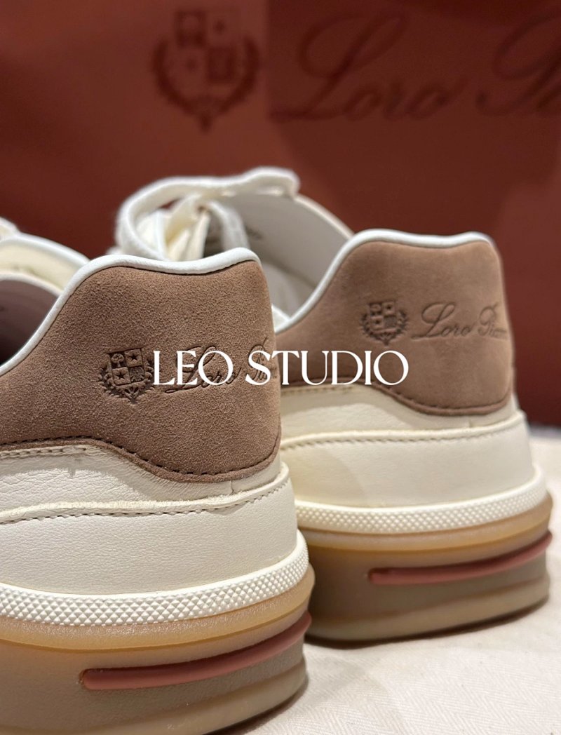 Shoes from Yin Kuang's Shop