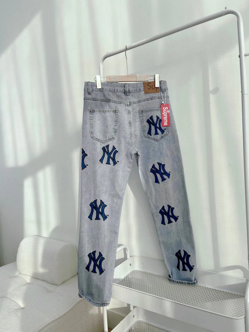 Jeans Hot