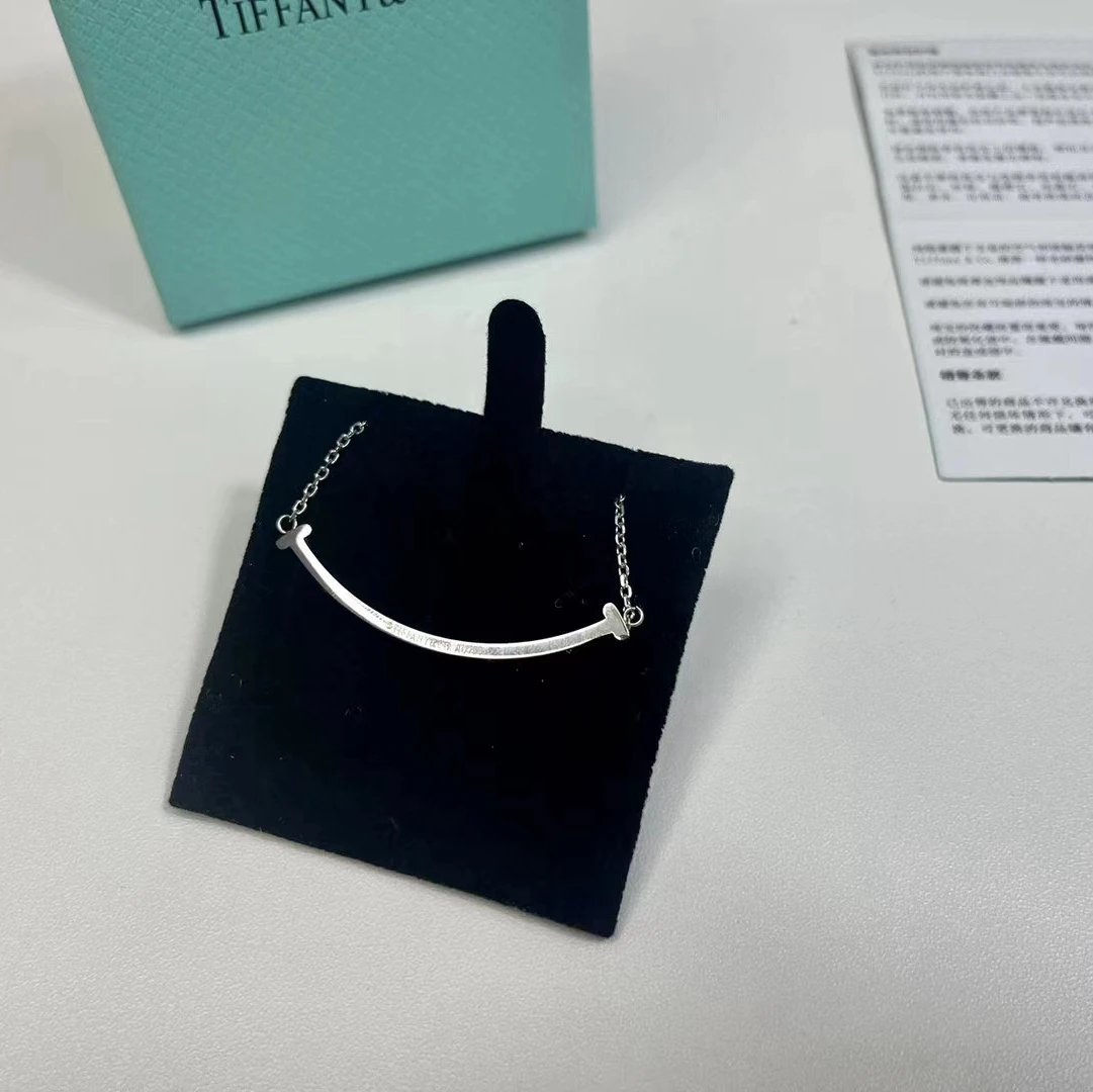 Tiffany & Co. Heart Necklace 4
