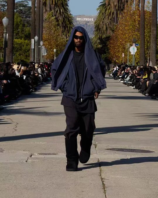 Balenciaga Blcg Runway Fleece Lined Incognito Hoodie