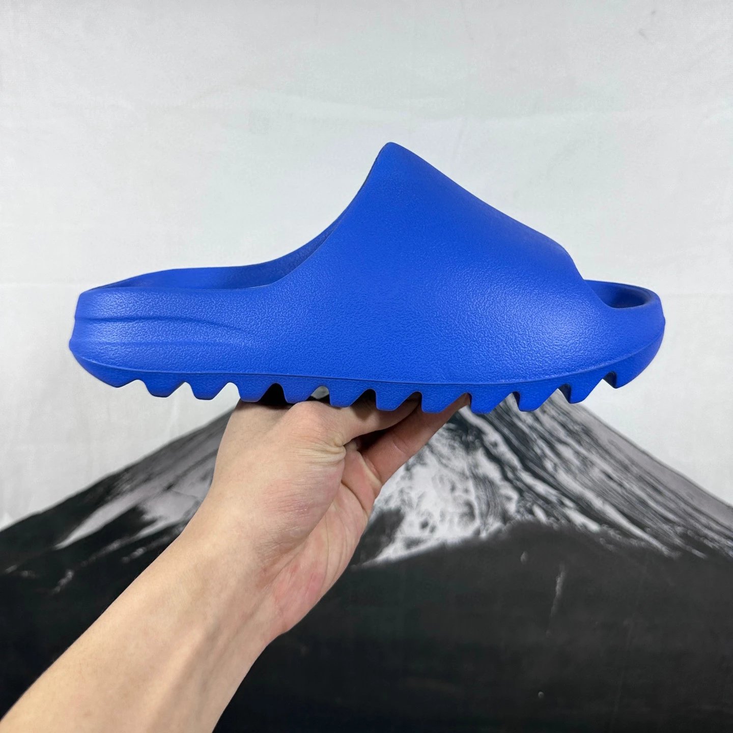 Matte ID4133 Blue