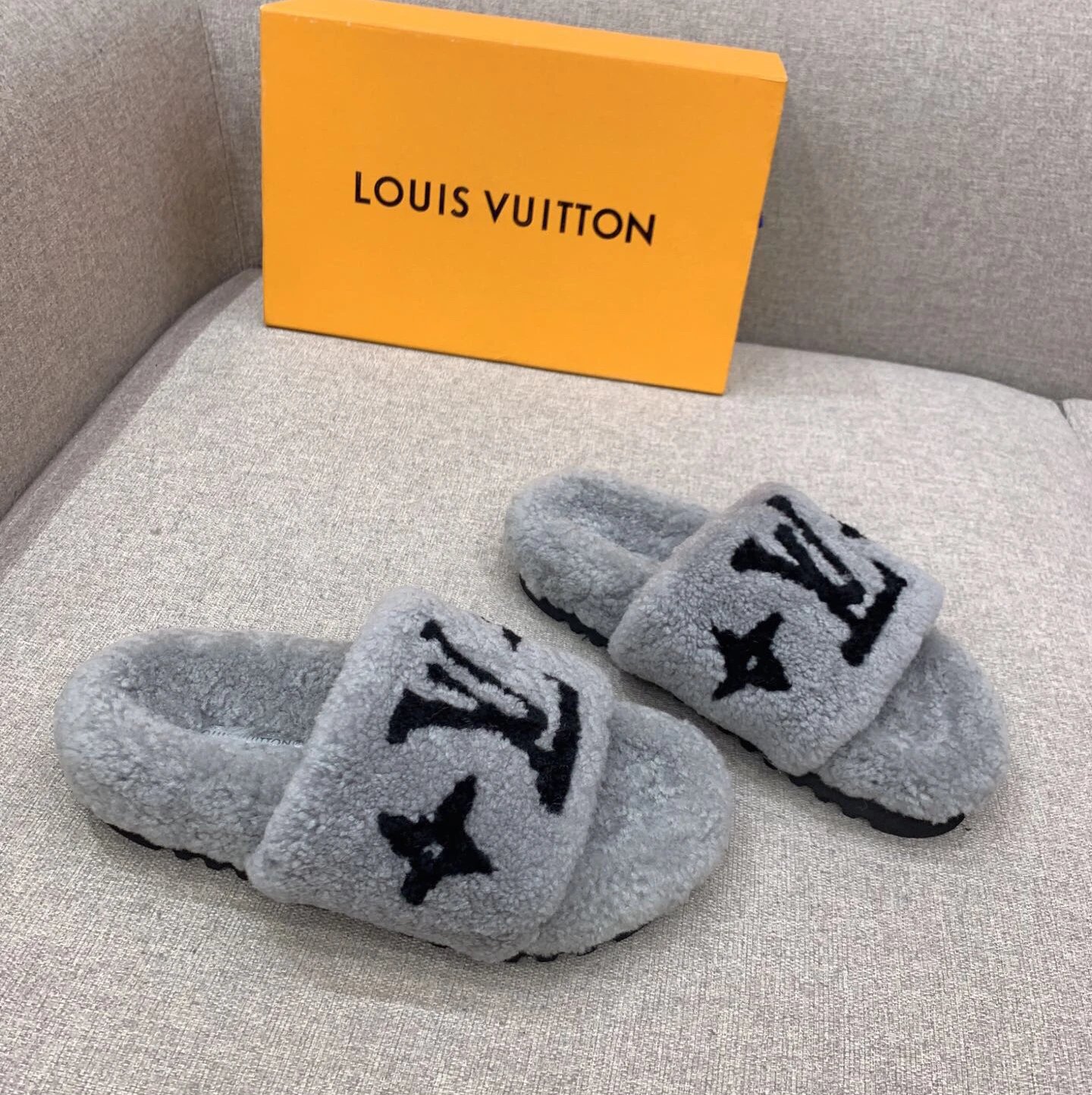 LV Bom Dia Shoes — Grey black letters colorway — USFans Spreadsheet photo