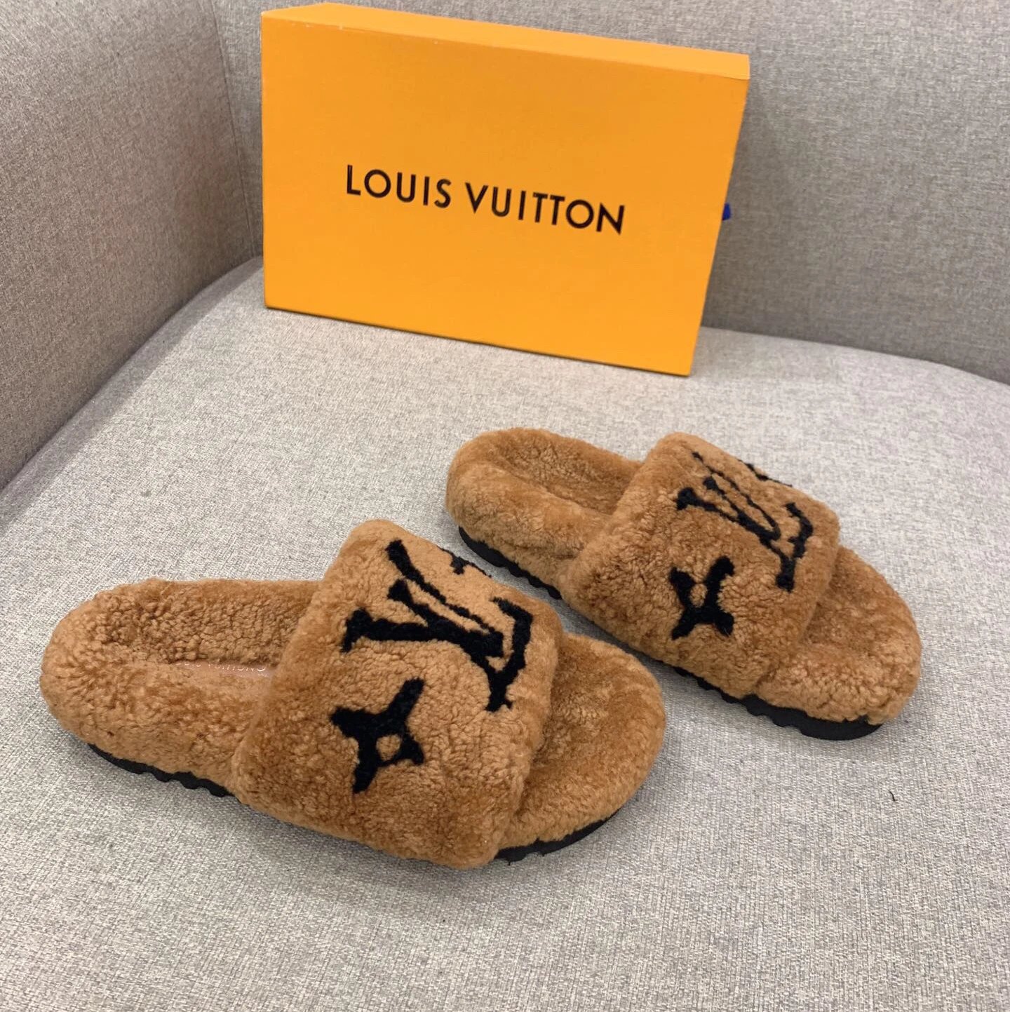 LV Bom Dia Shoes — Black Brown colorway — USFans Spreadsheet photo