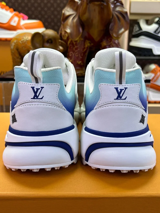 Louis Vuitton Sneakers High-Top Chunky Mesh product detail image 28