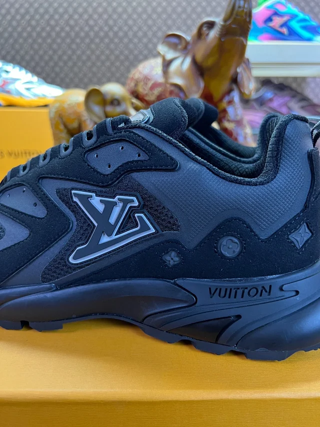 Louis Vuitton Sneakers High-Top Chunky Mesh product detail image 73