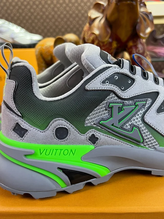 Louis Vuitton Sneakers High-Top Chunky Mesh product detail image 82