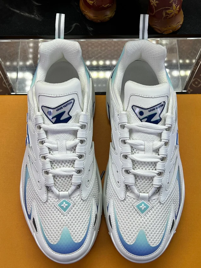 Louis Vuitton Sneakers High-Top Chunky Mesh product detail image 21